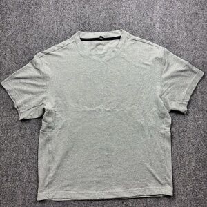 Lululemon Performance T-Shirt Men's Medium Sleeve Vents Better Each Day Green